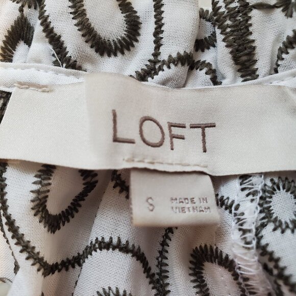 LOFT SZ S Embroidered Pattern Olive/Taupe & White 100% Cotton Short Sleeve Top - Picture 7 of 8